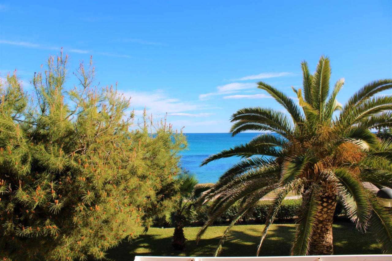Bungalo En Primera Linea De La Playa 坎佩略 外观 照片